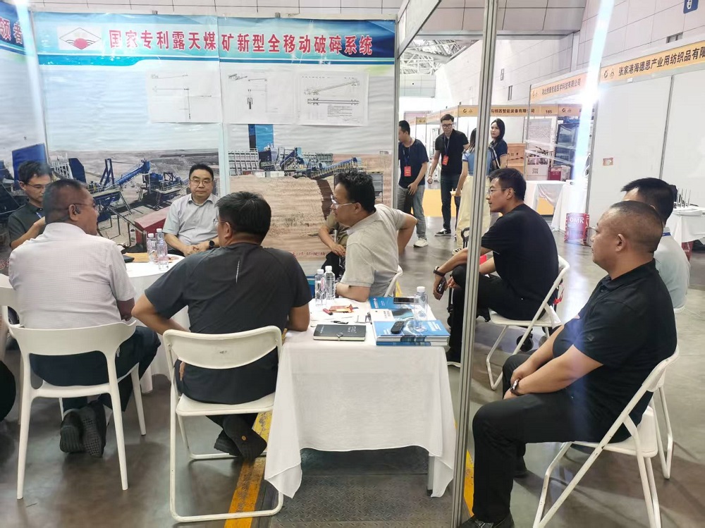 新鄉(xiāng)市威達(dá)機(jī)械有限公司第20屆新疆國(guó)際煤炭工業(yè)博覽會(huì) 參展成功！